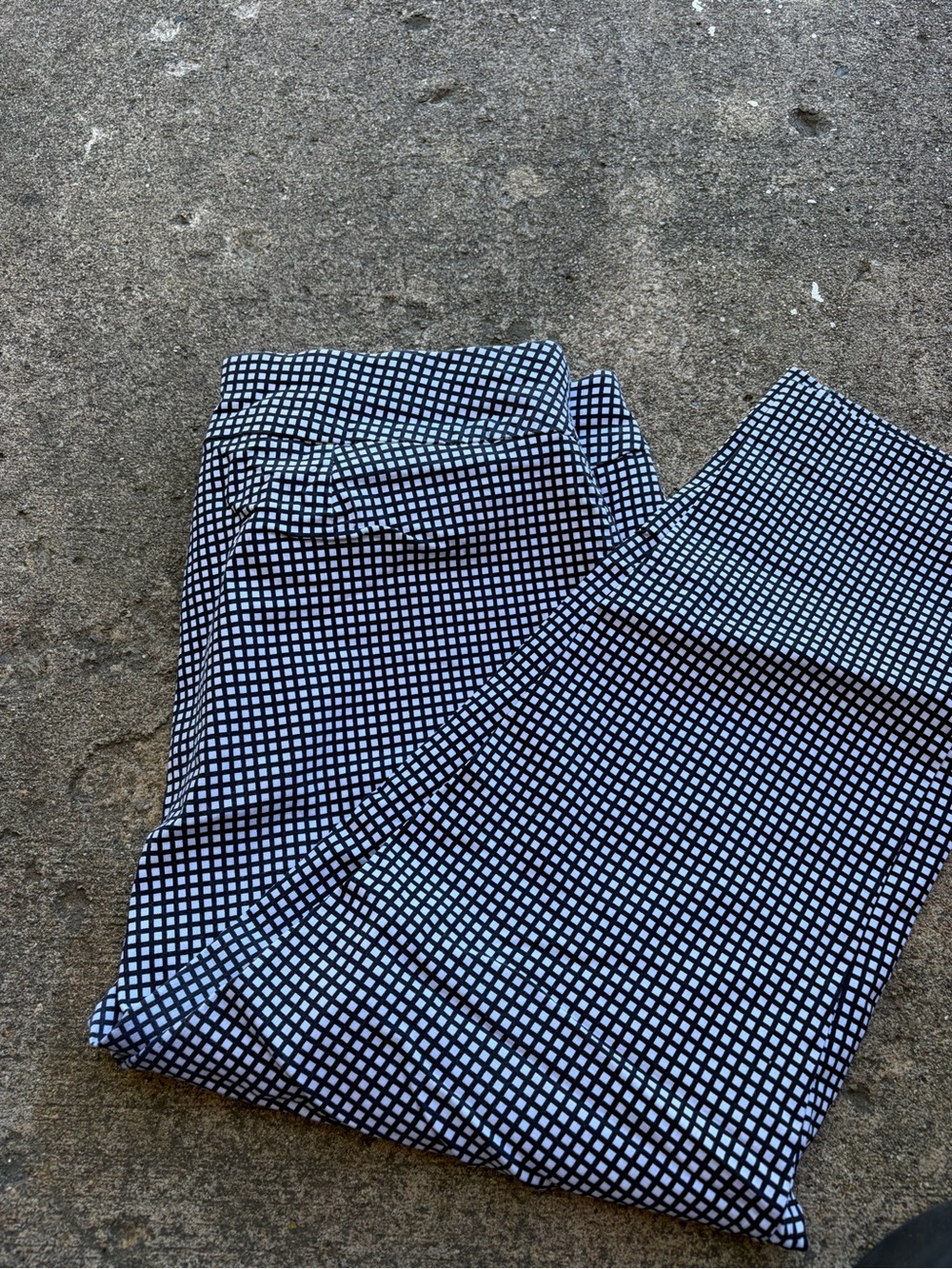 Size 3 Chico’s CHICOS SO SLIMMING GINGHAM CROP PANTS. Black and white.  Worn 1x - Picture 2 of 5